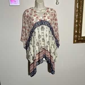 Vince Camuto poncho top, XS